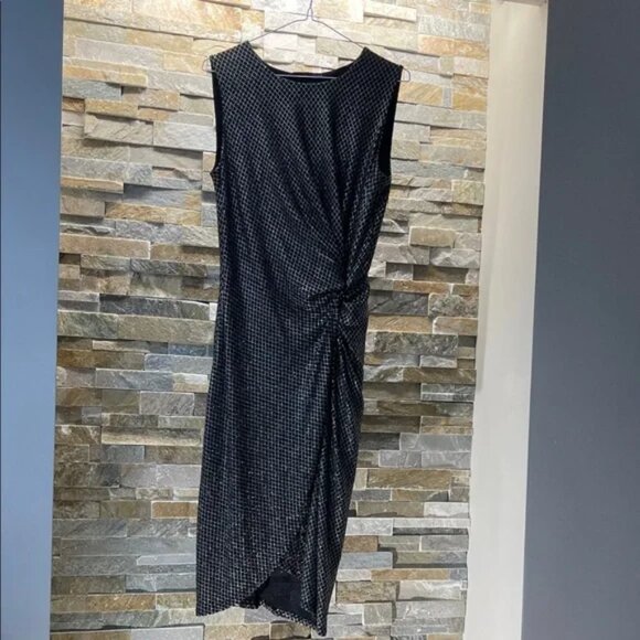 T Tahari Women's Sheath Dress - Picture 2 of 16